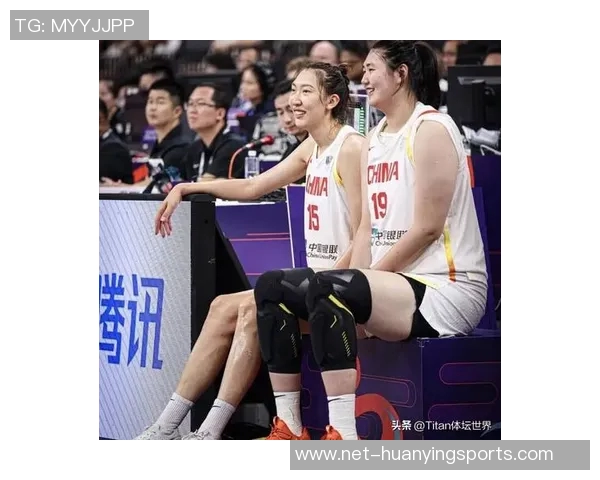 FIBA发布中国女篮搞怪写真张子宇与韩旭展现青春活力与团队精神